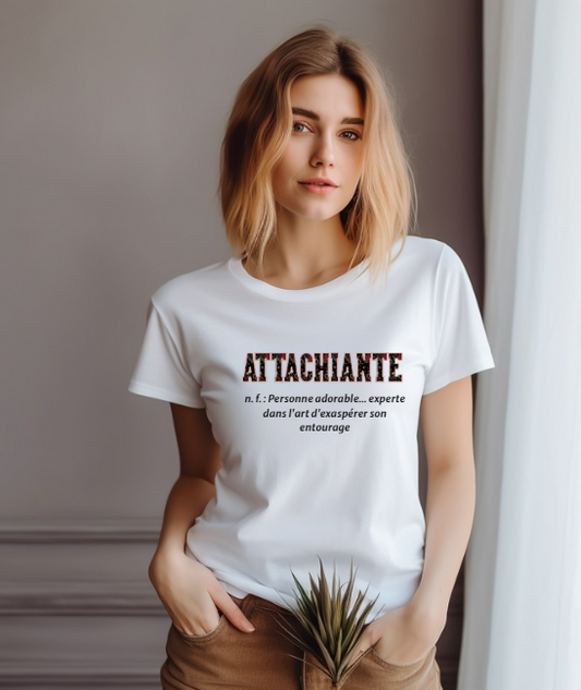 T-shirt « Attachiante » coupe classique créé par Céline Studio Création